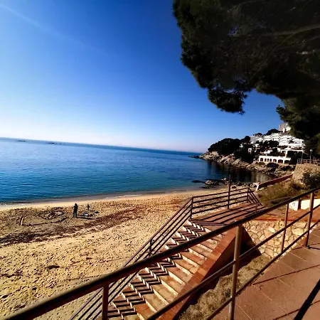 Canyelles Playa Daire Roses